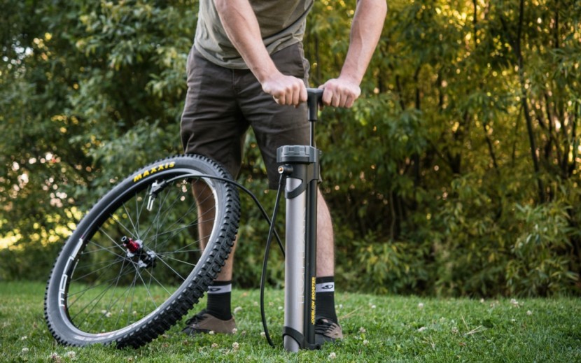What is The Best Road Bike Air Pump?