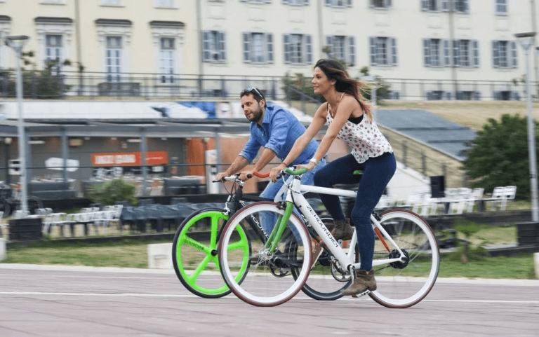 5 Best Hybrid Bikes Under $1000 in 2026