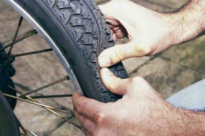 What tyre pressure should you use for bicycle touring?
