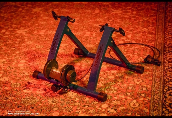 Relaxdays bike trainer Review